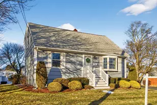 12 Patricia Rd, Peabody, MA 01960 - Photo 3