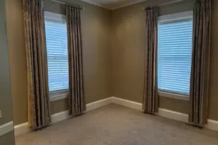 38 Russell St, Malden, MA 02148 - Photo 9