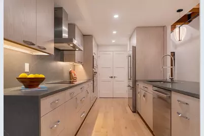 33 Sleeper #409A, Boston, MA 02210 - Photo 13