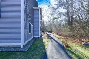 40 Woodrise Rd, Falmouth, MA 02540 - Photo 3