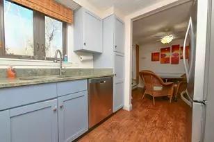 40 Woodrise Rd, Falmouth, MA 02540 - Photo 7