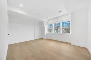 222 Grove St, Wellesley, MA 02482 - Photo 25