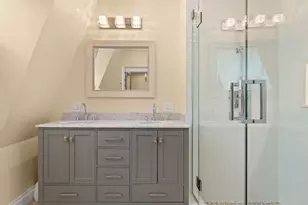 125 Heath St, Somerville, MA 02145 - Photo 23