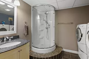 8 Beach Rd, Shrewsbury, MA 01545 - Photo 27