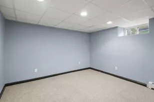 8 Beach Rd, Shrewsbury, MA 01545 - Photo 25