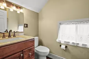 8 Beach Rd, Shrewsbury, MA 01545 - Photo 21