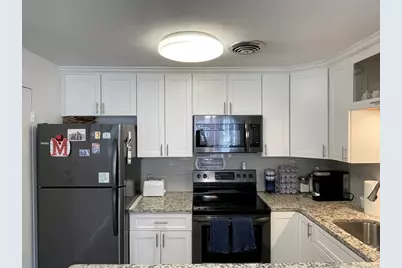 32 Whitman Rd #1-2, Waltham, MA 02453 - Photo 3