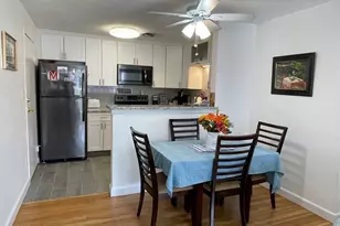 32 Whitman Rd, Waltham, MA 02453 - Photo 5