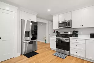 8 Patrick St, Attleboro, MA 02703 - Photo 5