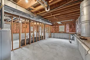 25 Greenhalge St, Tewksbury, MA 01876 - Photo 23