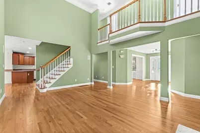 109 Meadow Creek Dr, Dracut, MA 01826 - Photo 1