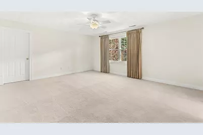 109 Meadow Creek Dr, Dracut, MA 01826 - Photo 25