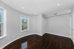 19 Chase St, Boston, MA 02125 - Photo 7