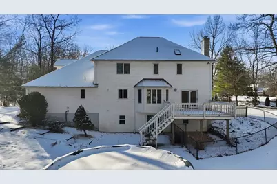 37 Wyndermere Pl, Ludlow, MA 01056 - Photo 35