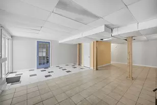 37 Wyndermere Pl, Ludlow, MA 01056 - Photo 33