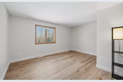 37 Wyndermere Pl, Ludlow, MA 01056 - Photo 27