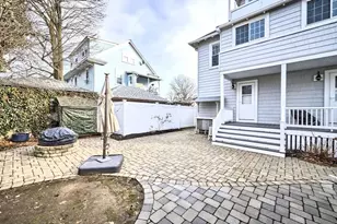 39 Maynard St, Arlington, MA 02474 - Photo 17