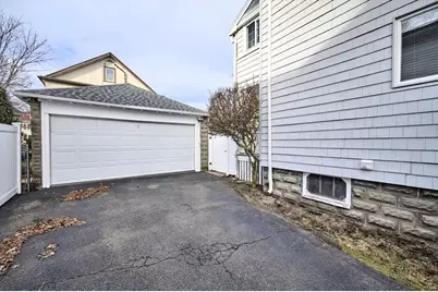39 Maynard St, Arlington, MA 02474 - Photo 23
