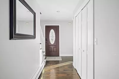 34 Scandinavia Ave, Worcester, MA 01603 - Photo 3