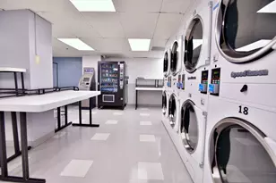 8 Whittier Pl, Boston, MA 02114 - Photo 21