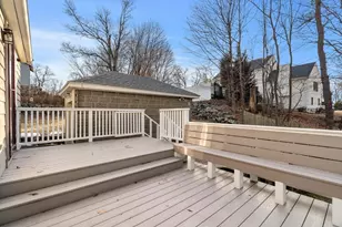 24 Gladstone St, Wakefield, MA 01880 - Photo 31