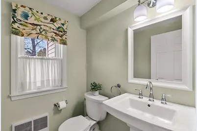 24 Gladstone St, Wakefield, MA 01880 - Photo 29