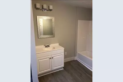 4 1st St #B, Sutton, MA 01590 - Photo 7