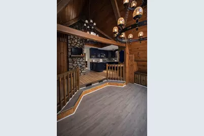 143 Royal St, Chicopee, MA 01020 - Photo 3