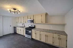 143 Royal St, Chicopee, MA 01020 - Photo 15