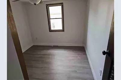 143 Royal St, Chicopee, MA 01020 - Photo 7