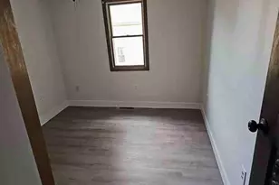 143 Royal St, Chicopee, MA 01020 - Photo 7