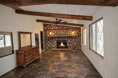 143 Royal St, Chicopee, MA 01020 - Photo 13