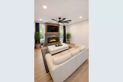 143 Royal St, Chicopee, MA 01020 - Photo 29