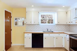 29 Wenonah Rd, Wareham, MA 02532 - Photo 5