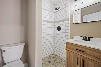 5 Monmouth St, Boston, MA 02128 - Photo 37