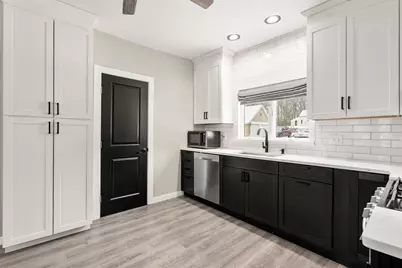 361 Prospect Ave, West Springfield, MA 01089 - Photo 13