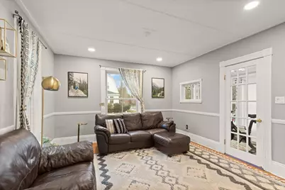 142 Railroad Ave, Hamilton, MA 01982 - Photo 5