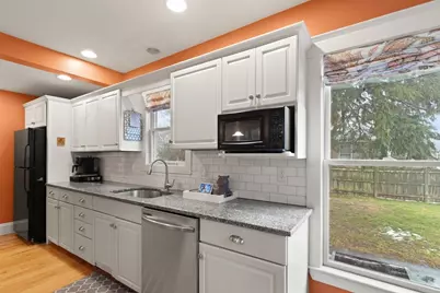 142 Railroad Ave, Hamilton, MA 01982 - Photo 13