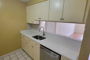 750 Davol, Fall River, MA 02720 - Photo 9