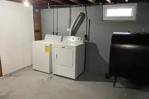 29 Valentine St, Agawam, MA 01001 - Photo 33