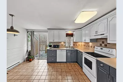 306 Aiken Ave #16, Lowell, MA 01850 - Photo 11