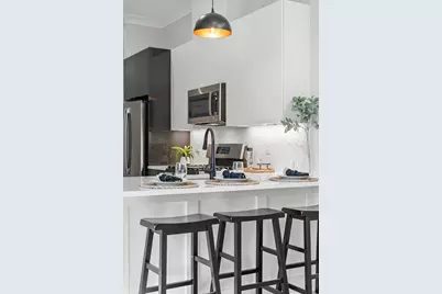 115 Thurston St #I, Somerville, MA 02145 - Photo 3