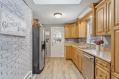127 Brookline Street, Pepperell, MA 01463 - Photo 7