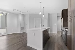 640 Boston Ave, Medford, MA 02155 - Photo 9