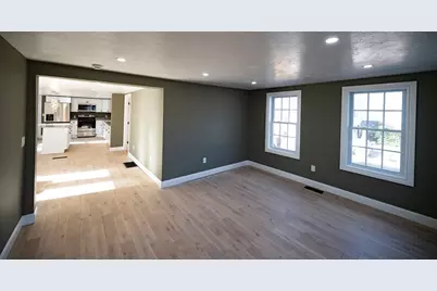 217 Spring St, Athol, MA 01331 - Photo 7