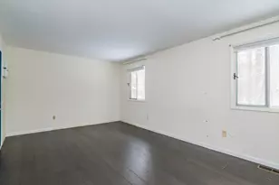 11 Overlook Dr, Amherst, MA 01002 - Photo 13