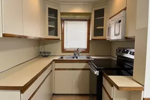 8 Hill St, Somerville, MA 02144 - Photo 13