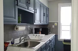 9 Reeves St, Worcester, MA 01607 - Photo 1