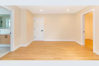 23 Hillcrest St, Waltham, MA 02451 - Photo 21