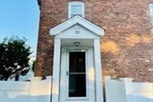 35 Butts St, Newton, MA 02464 - Photo 11